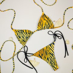 Dół stroju kąpielowego Moana z nadrukiem „Tygrys” z wiązaniami 013/2-33-1 obraz